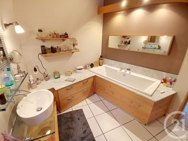 Afficher la photo en grand maison à louer - 7 pièces - 206.0 m2 - AUGNY - 57 - LORRAINE - Century 21 Atout Immobilier