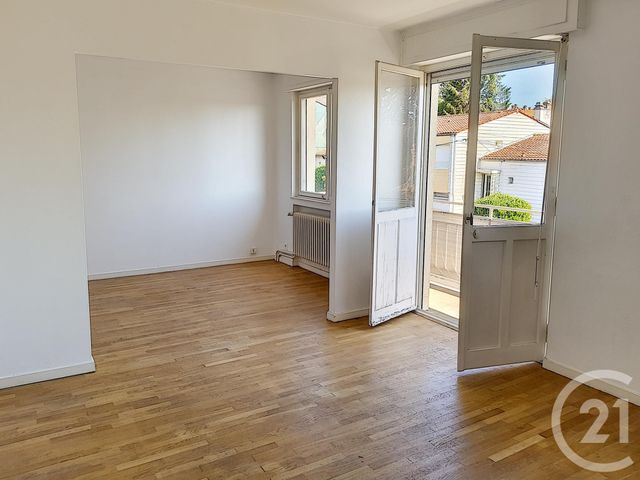 Afficher la photo en grand Appartement F4 à louer - 4 pièces - 80.0 m2 - METZ - 57 - LORRAINE - Century 21 Atout Immobilier
