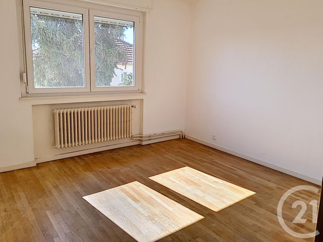Afficher la photo en grand Appartement F4 à louer - 4 pièces - 80.0 m2 - METZ - 57 - LORRAINE - Century 21 Atout Immobilier