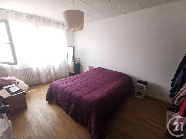 Afficher la photo en grand Appartement F4 à louer - 4 pièces - 80.0 m2 - METZ - 57 - LORRAINE - Century 21 Atout Immobilier