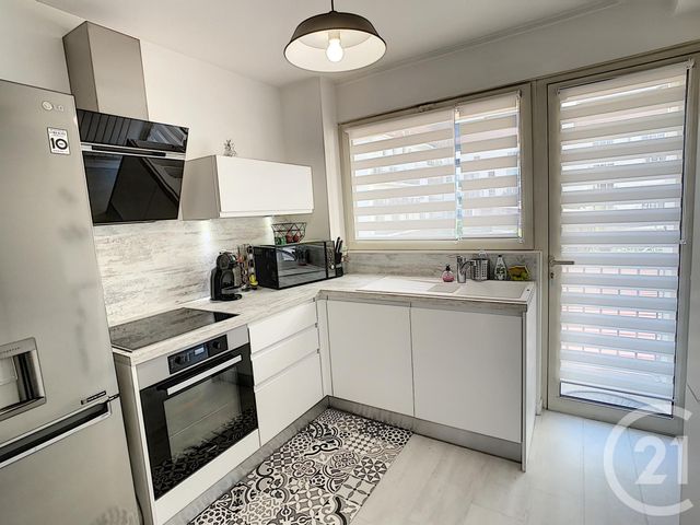Afficher la photo en grand Appartement F5 à vendre - 5 pièces - 100.0 m2 - METZ - 57 - LORRAINE - Century 21 Atout Immobilier