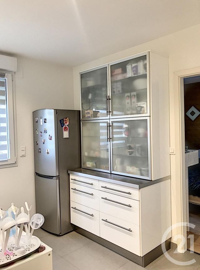 Afficher la photo en grand Appartement F3 à vendre - 3 pièces - 83.36 m2 - METZ - 57 - LORRAINE - Century 21 Atout Immobilier