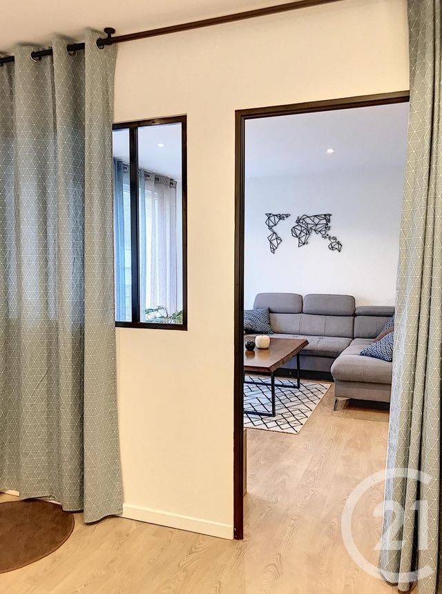 Afficher la photo en grand Appartement F3 à vendre - 3 pièces - 83.36 m2 - METZ - 57 - LORRAINE - Century 21 Atout Immobilier
