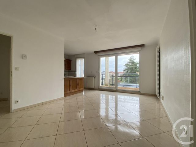 Appartement F3 à louer - 3 pièces - 62.0 m2 - MOULINS LES METZ - 57 - LORRAINE - Century 21 Atout Immobilier