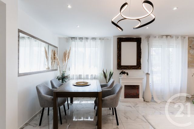 Appartement F6 à vendre - 6 pièces - 117.91 m2 - SCY CHAZELLES - 57 - LORRAINE - Century 21 Atout Immobilier