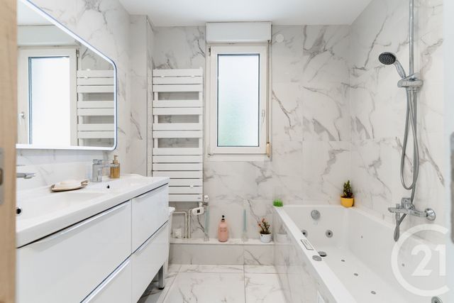 Appartement F6 à vendre - 6 pièces - 117.91 m2 - SCY CHAZELLES - 57 - LORRAINE - Century 21 Atout Immobilier