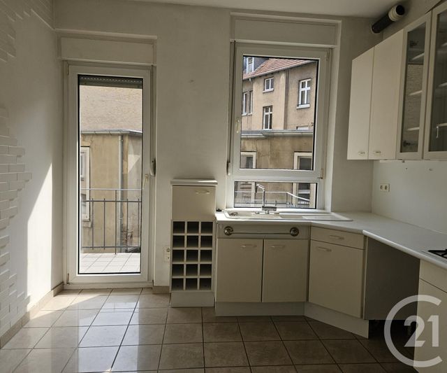 Appartement à louer - 4 pièces - 96.73 m2 - METZ - 57 - LORRAINE - Century 21 Atout Immobilier