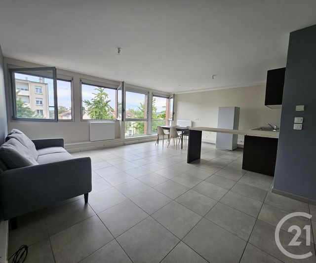 Appartement F3 à louer - 3 pièces - 94.9 m2 - LONGEVILLE LES METZ - 57 - LORRAINE - Century 21 Atout Immobilier