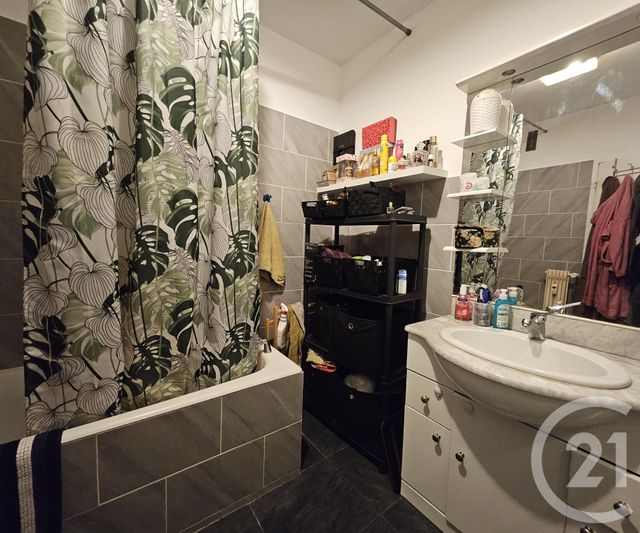 Appartement F3 à louer - 3 pièces - 74.26 m2 - LE BAN ST MARTIN - 57 - LORRAINE - Century 21 Atout Immobilier