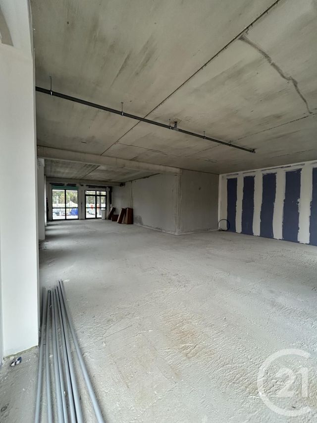 Appartement Local à louer - 1 pièce - 115.0 m2 - LE BAN ST MARTIN - 57 - LORRAINE - Century 21 Atout Immobilier