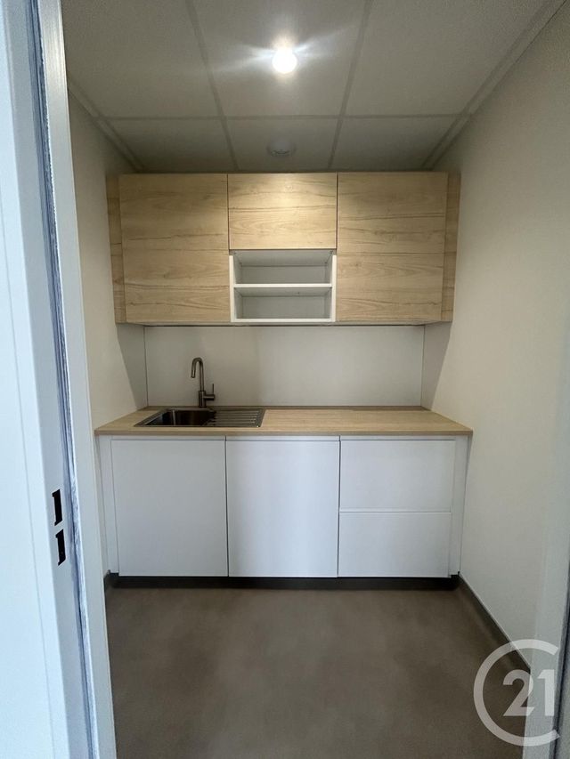 Appartement Local à louer - 1 pièce - 55.0 m2 - LE BAN ST MARTIN - 57 - LORRAINE - Century 21 Atout Immobilier