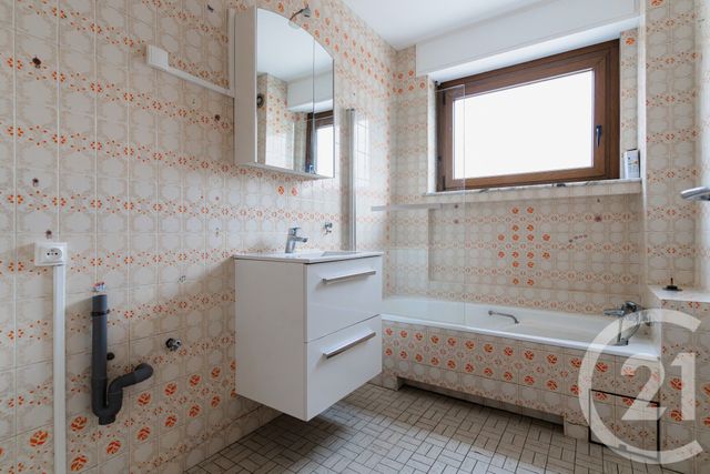 Appartement F5 à vendre - 5 pièces - 96.39 m2 - METZ - 57 - LORRAINE - Century 21 Atout Immobilier