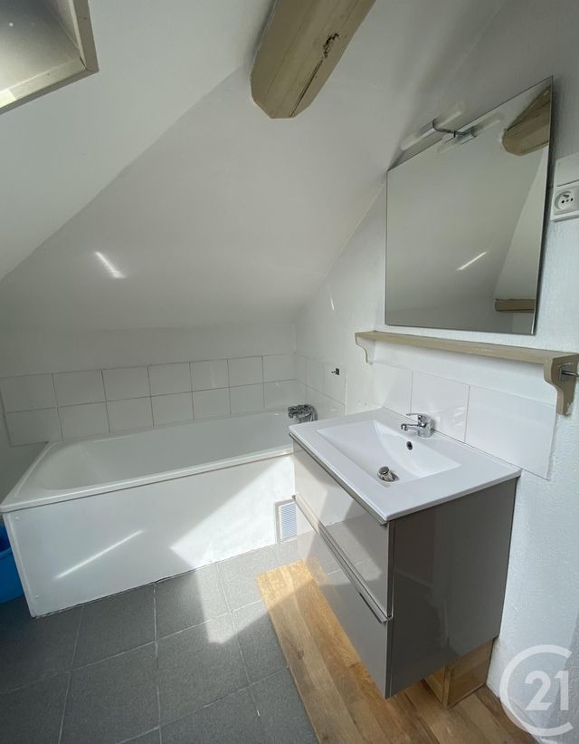 Appartement F1 à louer - 1 pièce - 18.0 m2 - METZ - 57 - LORRAINE - Century 21 Atout Immobilier