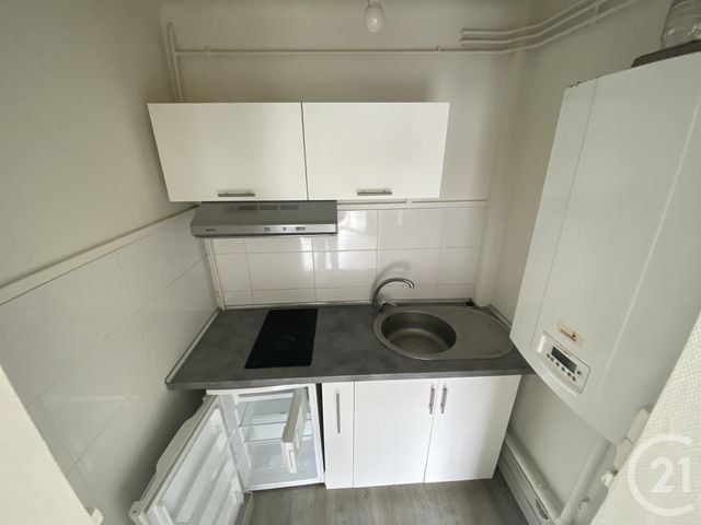 Afficher la photo en grand Appartement F2 à louer - 2 pièces - 32.9 m2 - METZ - 57 - LORRAINE - Century 21 Atout Immobilier