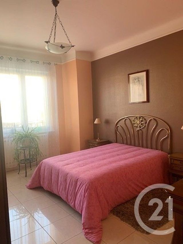 Appartement F4 à vendre - 4 pièces - 89.7 m2 - MOULINS LES METZ - 57 - LORRAINE - Century 21 Atout Immobilier