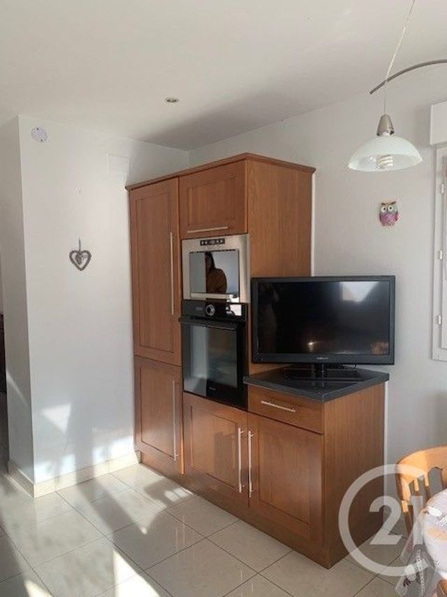 Appartement F4 à vendre - 4 pièces - 89.7 m2 - MOULINS LES METZ - 57 - LORRAINE - Century 21 Atout Immobilier