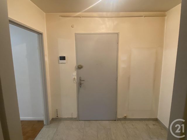 Appartement F3 à louer - 3 pièces - 75.0 m2 - METZ - 57 - LORRAINE - Century 21 Atout Immobilier