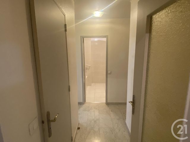 Appartement F3 à louer - 3 pièces - 75.0 m2 - METZ - 57 - LORRAINE - Century 21 Atout Immobilier