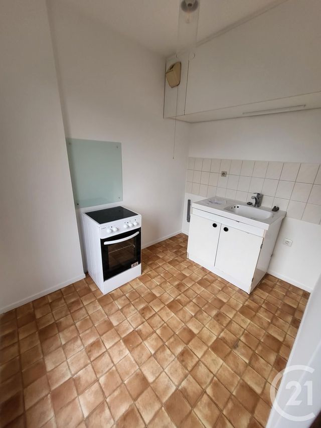 Appartement F2 à louer - 2 pièces - 46.89 m2 - METZ - 57 - LORRAINE - Century 21 Atout Immobilier