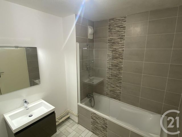 Appartement F4 à louer - 4 pièces - 87.95 m2 - METZ - 57 - LORRAINE - Century 21 Atout Immobilier