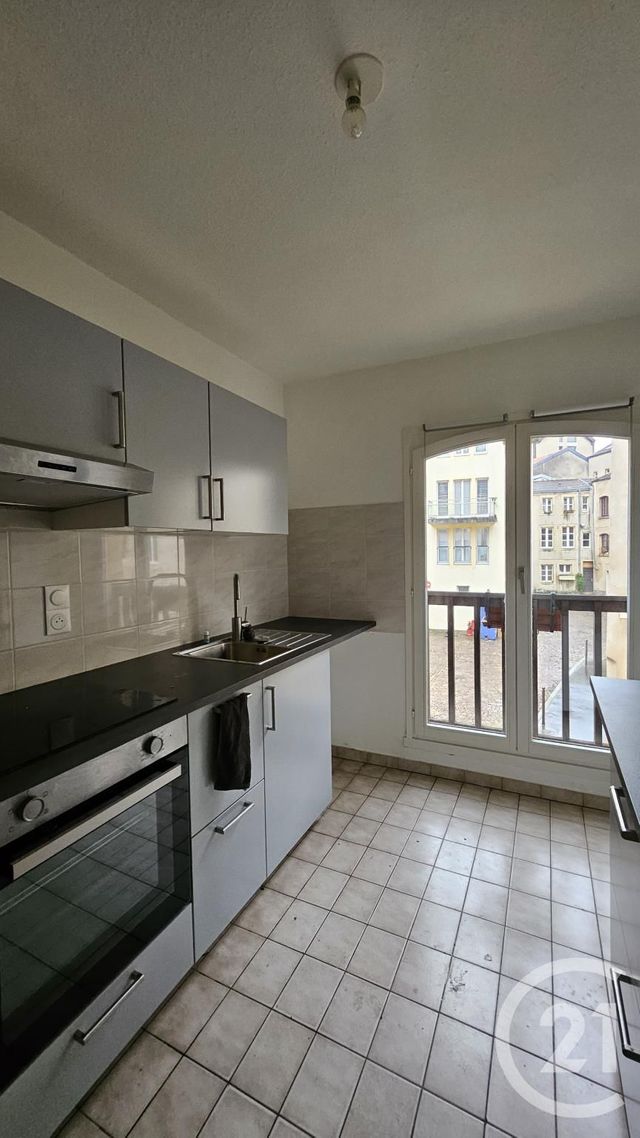 Appartement F4 à louer - 4 pièces - 87.95 m2 - METZ - 57 - LORRAINE - Century 21 Atout Immobilier
