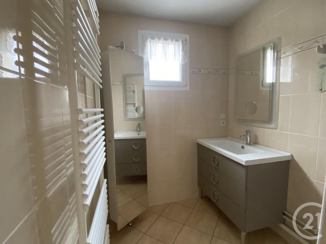 Appartement F3 à louer - 3 pièces - 62.0 m2 - MOULINS LES METZ - 57 - LORRAINE - Century 21 Atout Immobilier