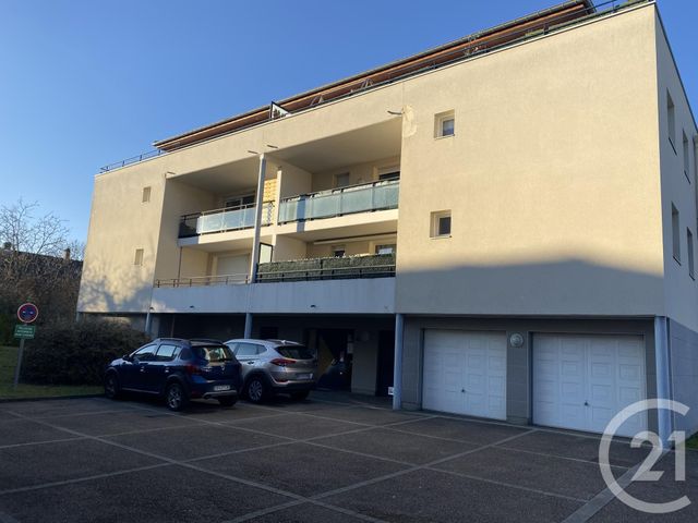 Appartement F3 à louer - 3 pièces - 62.0 m2 - MOULINS LES METZ - 57 - LORRAINE - Century 21 Atout Immobilier