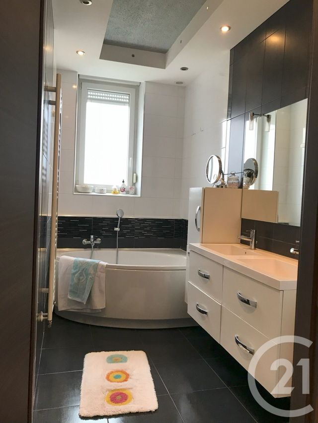 Appartement F4 à vendre - 4 pièces - 91.0 m2 - MONTIGNY LES METZ - 57 - LORRAINE - Century 21 Atout Immobilier