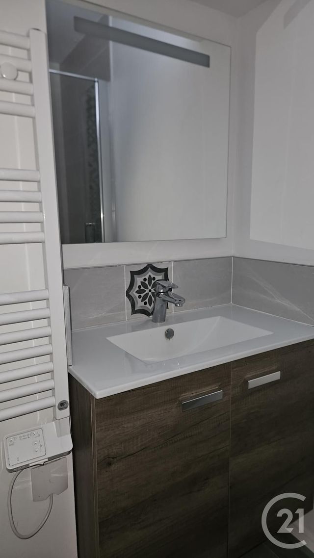 Appartement F1 à louer - 1 pièce - 26.84 m2 - METZ - 57 - LORRAINE - Century 21 Atout Immobilier