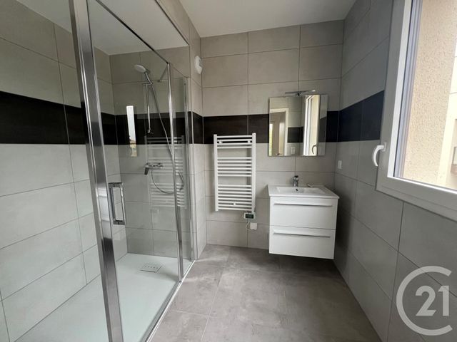 Appartement F2 à louer - 2 pièces - 48.0 m2 - MONTIGNY LES METZ - 57 - LORRAINE - Century 21 Atout Immobilier