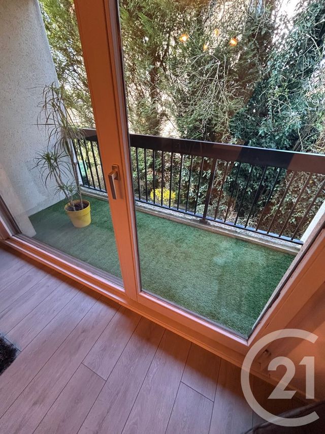 Appartement à louer - 2 pièces - 42.03 m2 - MONTIGNY LES METZ - 57 - LORRAINE - Century 21 Atout Immobilier