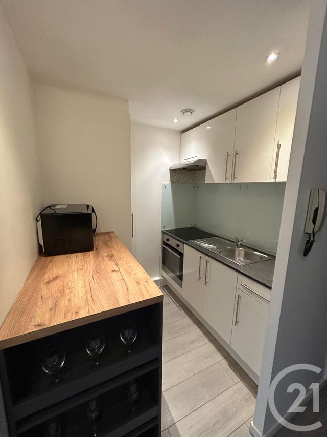 Appartement à louer - 2 pièces - 42.03 m2 - MONTIGNY LES METZ - 57 - LORRAINE - Century 21 Atout Immobilier