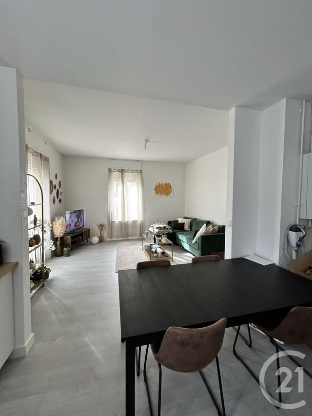 Appartement F3 à louer - 3 pièces - 65.66 m2 - METZ - 57 - LORRAINE - Century 21 Atout Immobilier