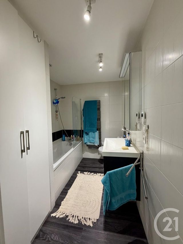 Appartement F1 bis à louer - 2 pièces - 25.91 m2 - METZ - 57 - LORRAINE - Century 21 Atout Immobilier