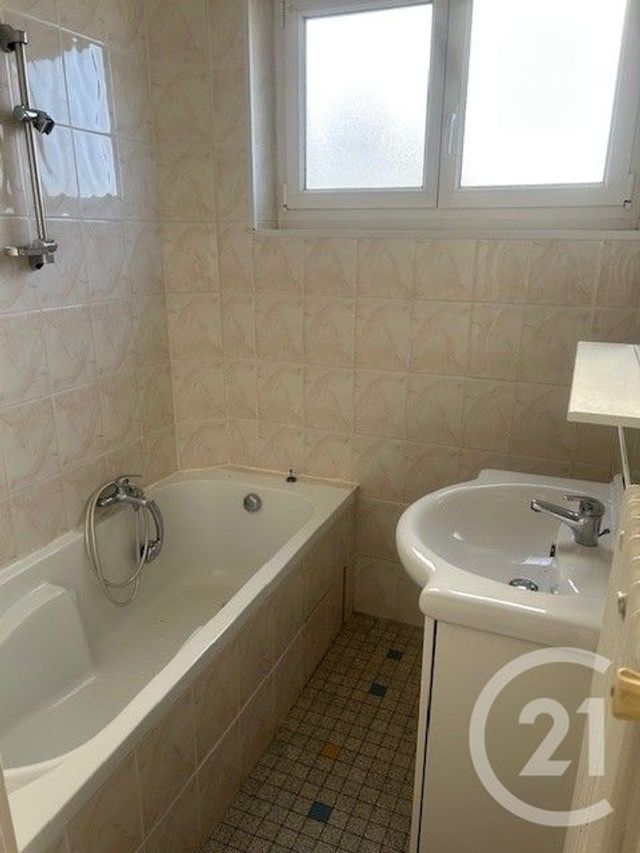 maison à vendre - 11 pièces - 213.0 m2 - YUTZ - 57 - LORRAINE - Century 21 Atout Immobilier
