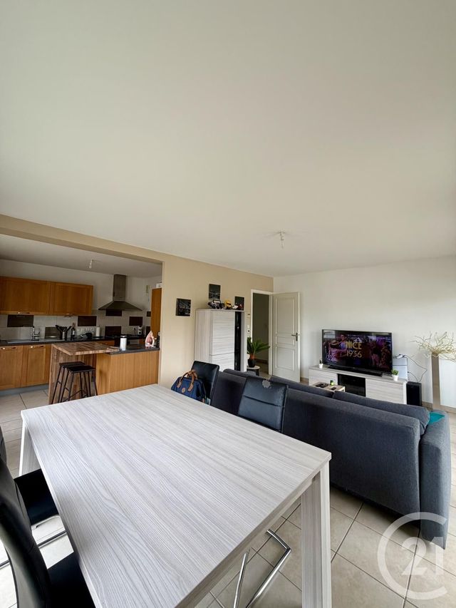 Appartement F2 à louer - 2 pièces - 57.0 m2 - METZ - 57 - LORRAINE - Century 21 Atout Immobilier