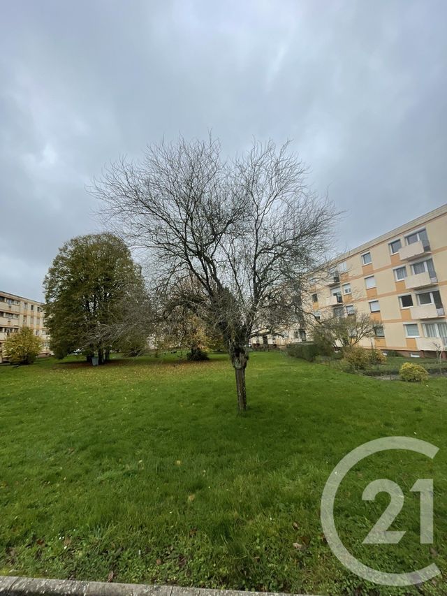 Appartement F3 à louer - 3 pièces - 70.76 m2 - NEUFCHEF - 57 - LORRAINE - Century 21 Atout Immobilier