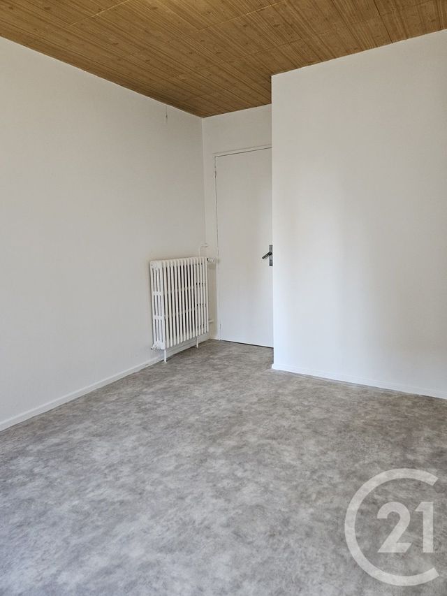 Appartement F3 à louer - 3 pièces - 68.0 m2 - NOVEANT SUR MOSELLE - 57 - LORRAINE - Century 21 Atout Immobilier