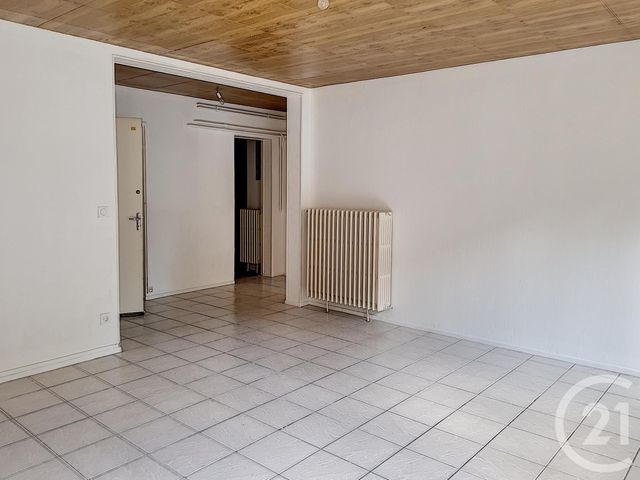 Appartement F3 à louer - 3 pièces - 68.0 m2 - NOVEANT SUR MOSELLE - 57 - LORRAINE - Century 21 Atout Immobilier