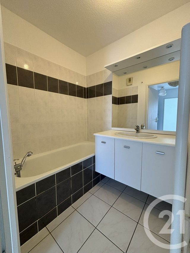 Appartement F2 à louer - 2 pièces - 42.96 m2 - METZ - 57 - LORRAINE - Century 21 Atout Immobilier