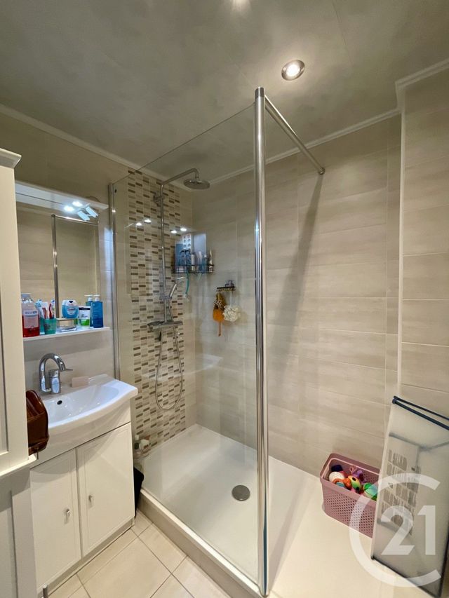 Appartement F5 à vendre - 5 pièces - 78.88 m2 - METZ - 57 - LORRAINE - Century 21 Atout Immobilier