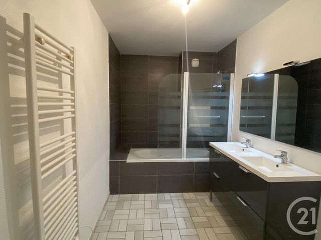 Appartement F4 à louer - 4 pièces - 85.04 m2 - METZ - 57 - LORRAINE - Century 21 Atout Immobilier