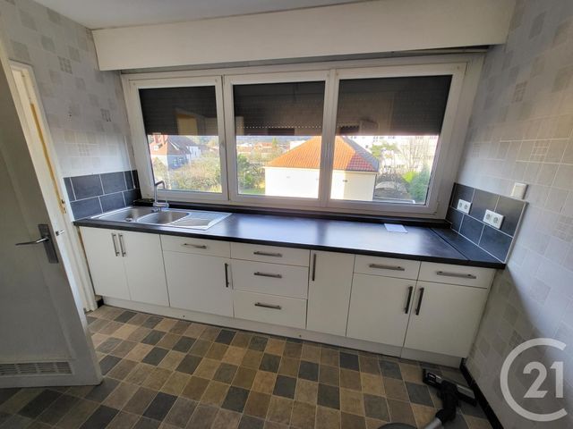 Appartement F3 à louer - 3 pièces - 75.6 m2 - LE BAN ST MARTIN - 57 - LORRAINE - Century 21 Atout Immobilier