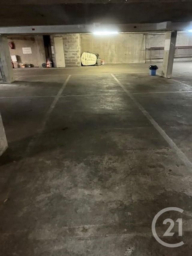 parking à louer - 20.0 m2 - METZ - 57 - LORRAINE - Century 21 Atout Immobilier