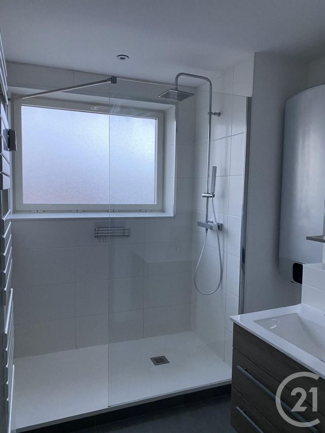 Appartement F3 à louer - 3 pièces - 72.93 m2 - METZ - 57 - LORRAINE - Century 21 Atout Immobilier
