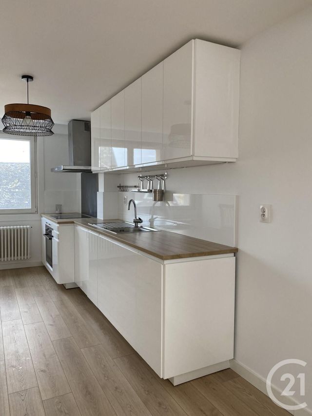 Appartement F3 à louer - 3 pièces - 72.93 m2 - METZ - 57 - LORRAINE - Century 21 Atout Immobilier