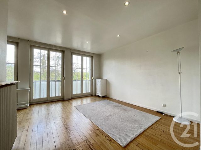 Appartement F4 à vendre - 5 pièces - 82.73 m2 - METZ - 57 - LORRAINE - Century 21 Atout Immobilier