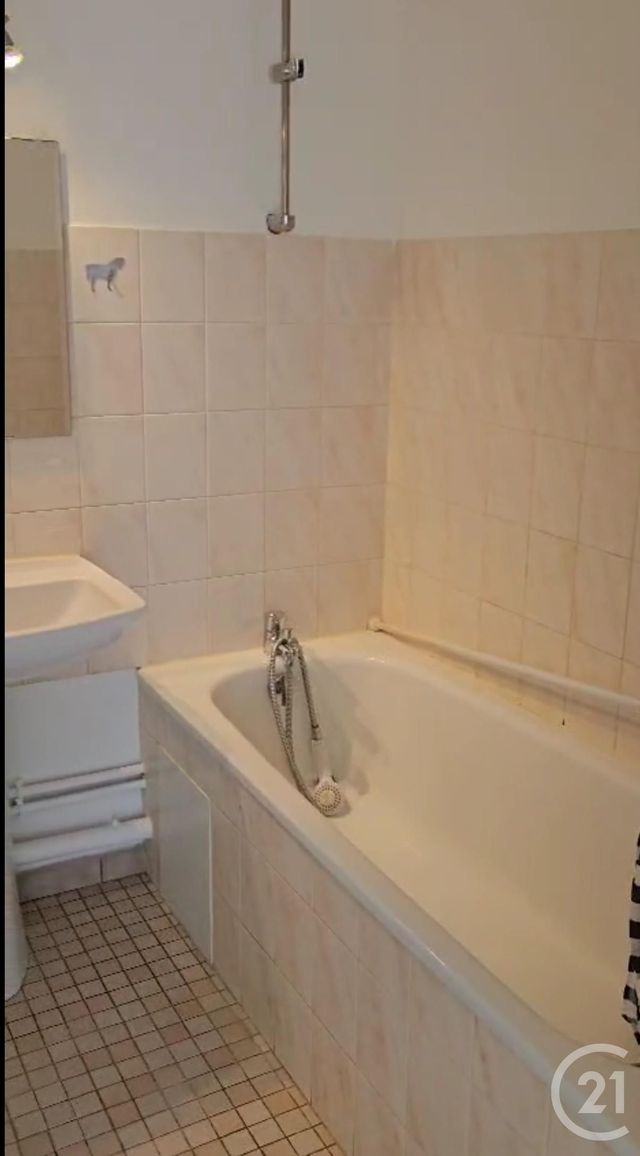 Appartement F2 à louer - 2 pièces - 46.88 m2 - METZ - 57 - LORRAINE - Century 21 Atout Immobilier