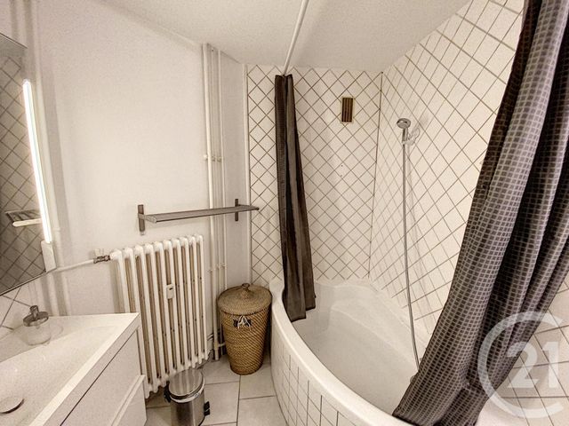 Appartement F4 à louer - 4 pièces - 84.85 m2 - METZ - 57 - LORRAINE - Century 21 Atout Immobilier