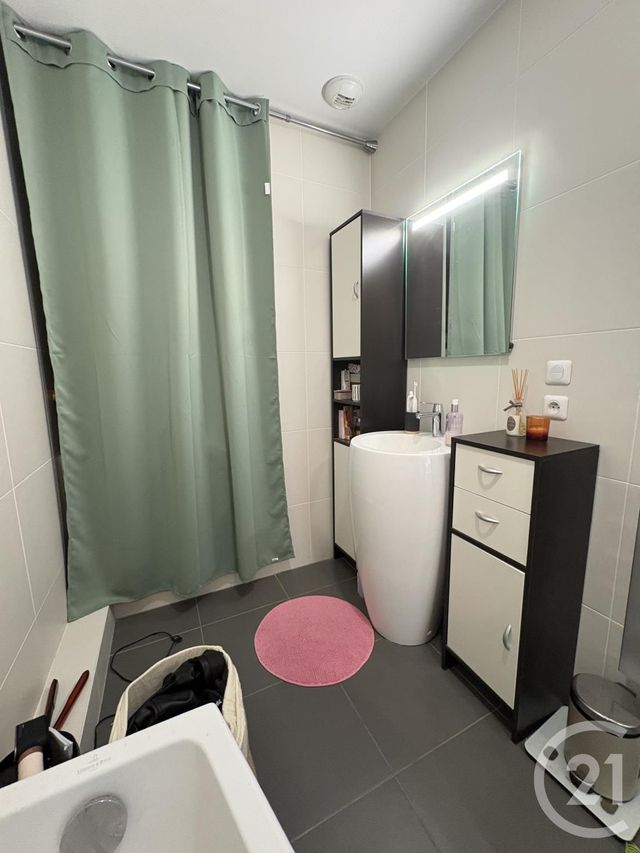 Appartement T3 à louer - 3 pièces - 70.13 m2 - THIONVILLE - 57 - LORRAINE - Century 21 Atout Immobilier